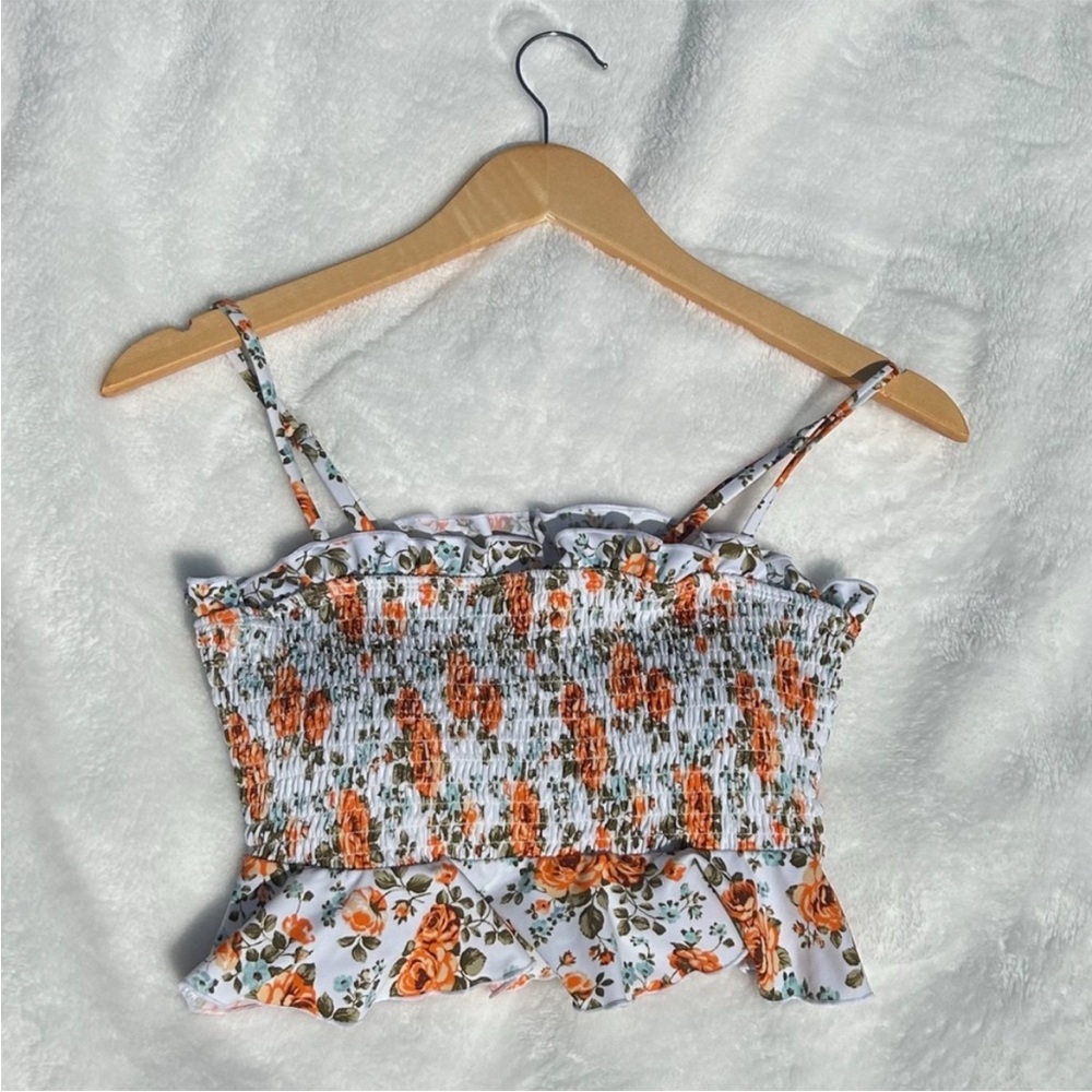 Cabaña Del Sol Floral Smocked Ruffle Top